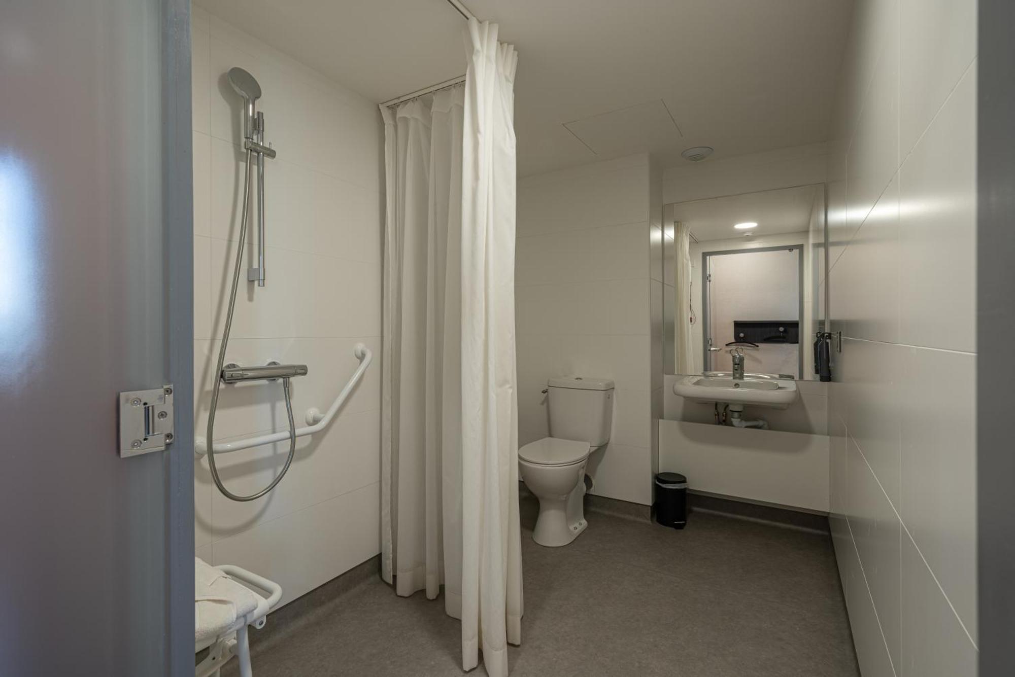 Easyhotel Paris Charles De Gaulle Villepinte Tremblay-en-France Eksteriør billede