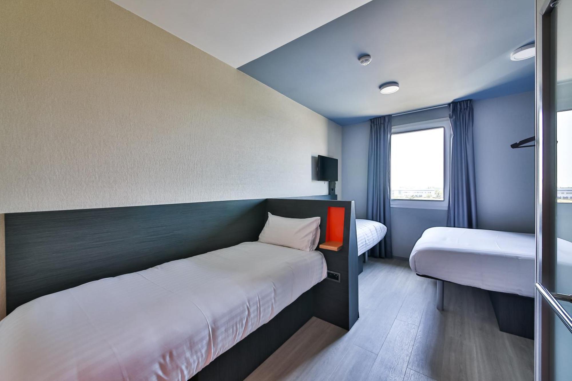 Easyhotel Paris Charles De Gaulle Villepinte Tremblay-en-France Eksteriør billede